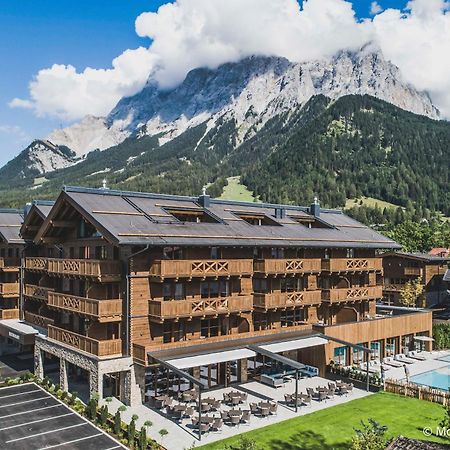 Bergresort Zugspitze Ehrwald By Alps Resorts Exterior photo